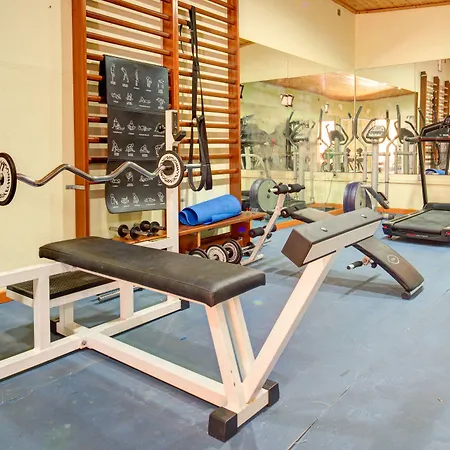 Semesteranläggning (resort) Choromar 3*